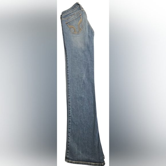 Hollister Low Rise Boot Cut Jeans - Picture 4 of 7